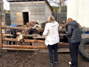 Коллектив городской детской библиотеки №4 посетил экоферму ОО «Друг»